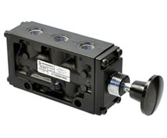 Norgren K71DA00KC0KB0 Nugget 200 Series 5/2 black palm button actuated 1/4 NPT ported valve