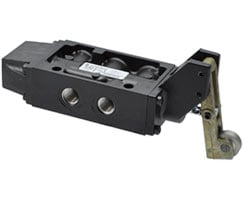 Norgren K71DA00KS6KR2 Nugget 200 Series 5/2 lever roller/spring actuated 1/4 NPT ported valve